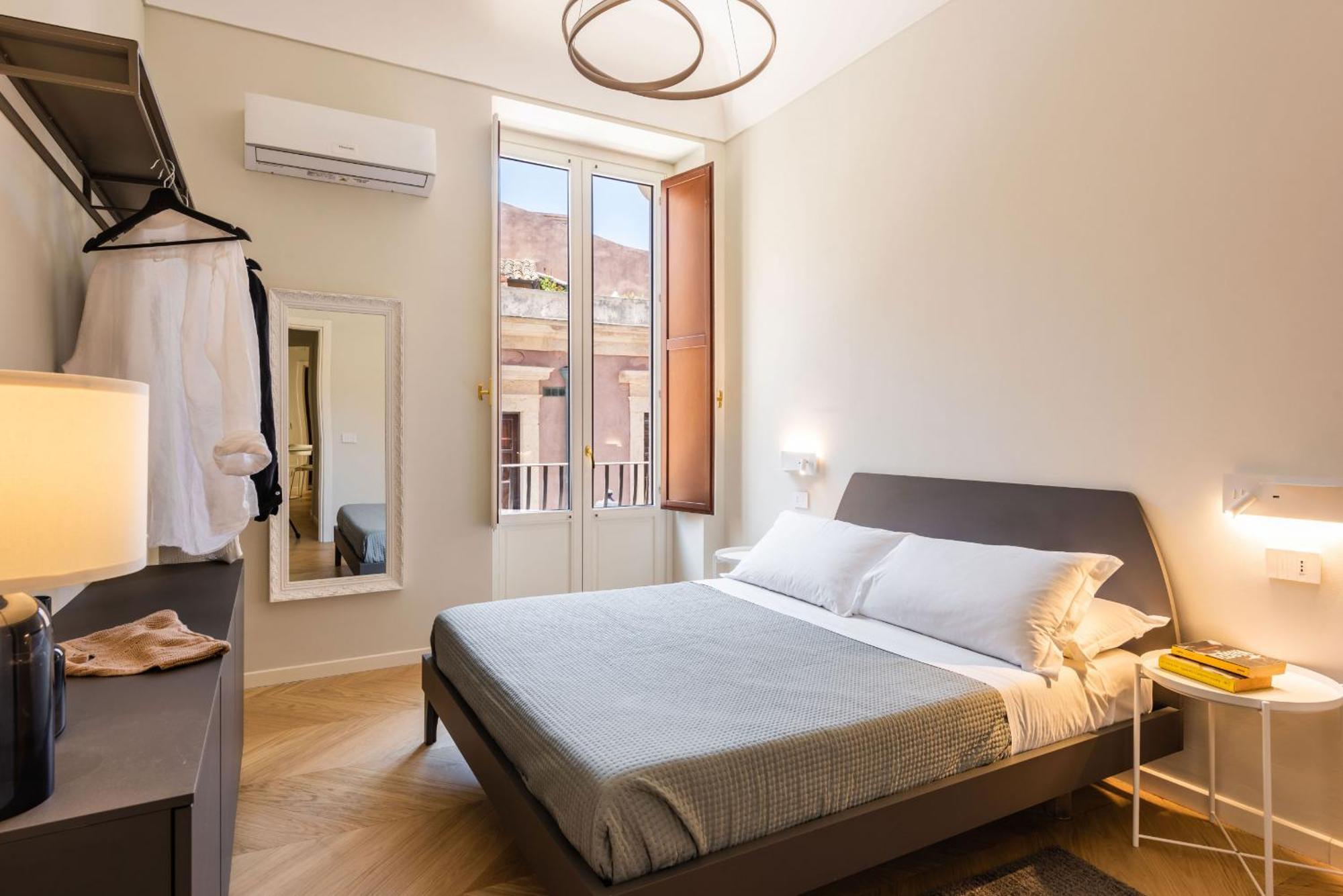 Palazzo Bozzanca Apartments By Wonderful Italy Syracuse Bagian luar foto